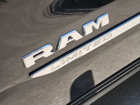 Used 2023 RAM 1500 Limited w/ Body Color Bumper Group AWD/4WD image 11