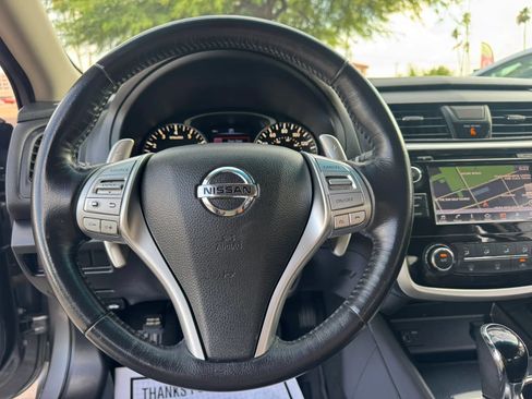 Used 2018 Nissan Altima 2.5 SR w/ SR Midnight Edition FWD image 18