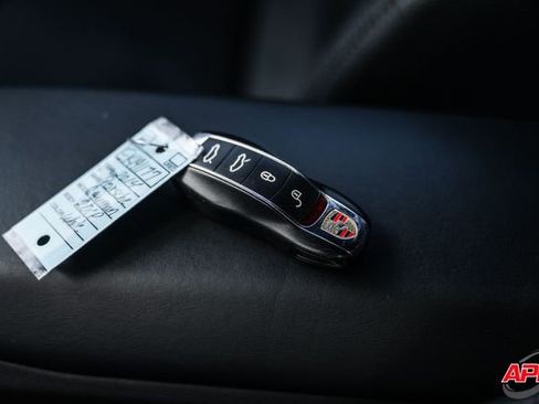 Used 2014 Porsche Cayman S image 73