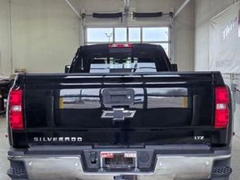 Used 2017 Chevrolet Silverado 3500 LTZ w/ Duramax Plus Package image 4