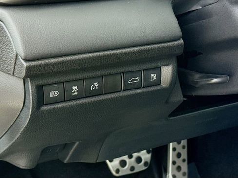 Used 2025 Toyota Camry XSE image 10