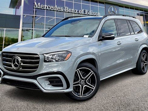 New 2026 Mercedes-Benz GLS 450 4MATIC image 2