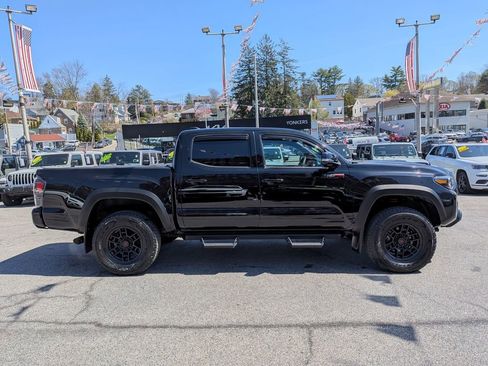 Used 2021 Toyota Tacoma TRD Pro image 5