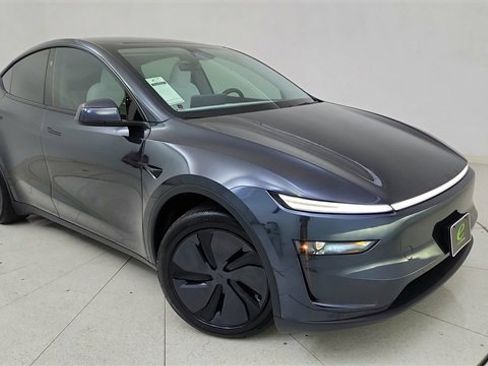 Used 2026 Tesla Model Y Long Range image 84