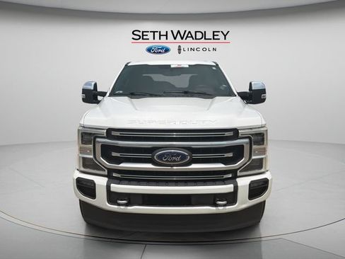 Used 2020 Ford F250 Platinum w/ FX4 Off-Road Package AWD/4WD image 2