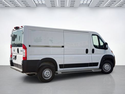 Used 2025 RAM ProMaster 2500 w/ U-Haul Equipment Group FWD image 3