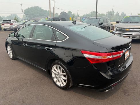 Used 2015 Toyota Avalon Limited FWD image 3