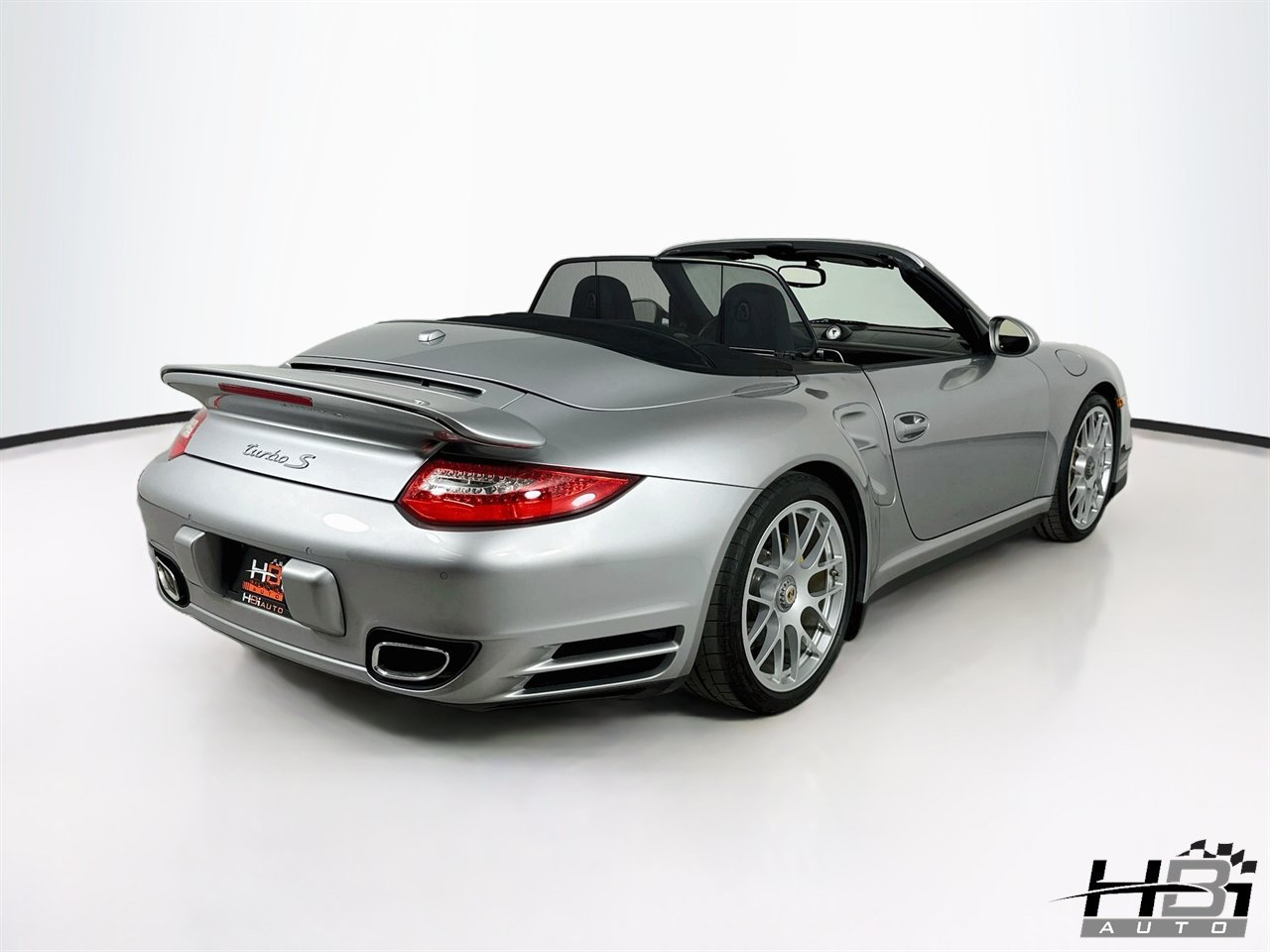 Used 2011 Porsche 911 Turbo AWD/4WD image 25