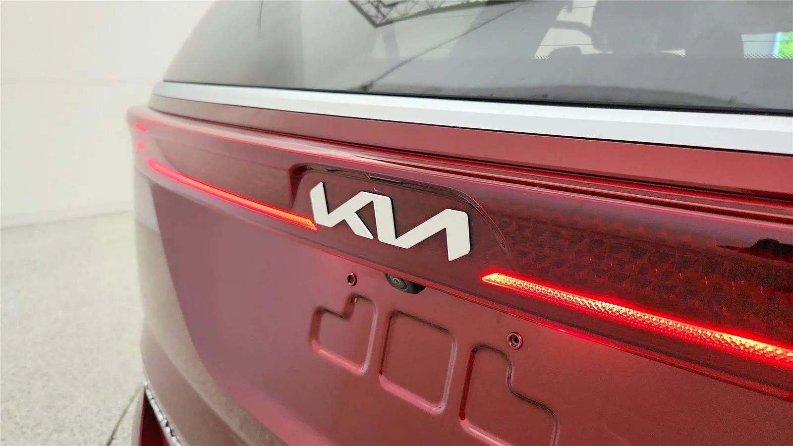 Used 2022 Kia Carnival SX Prestige FWD image 46