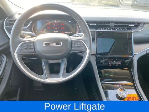 Used 2023 Jeep Grand Cherokee L Laredo w/ Luxury Tech Group I image 7