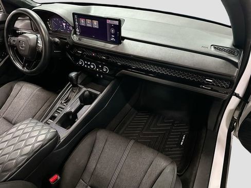 Used 2023 Honda Accord Sport image 28