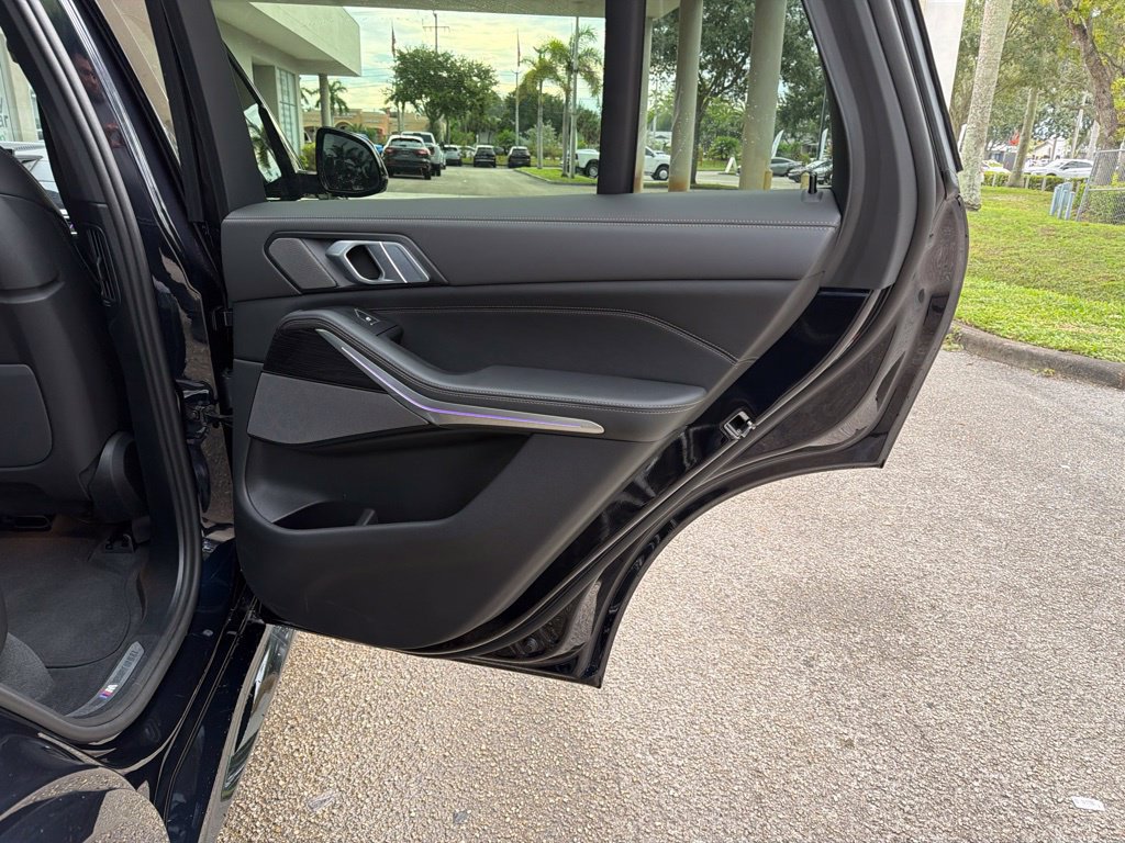 Used 2026 BMW X5 sDrive40i RWD image 39