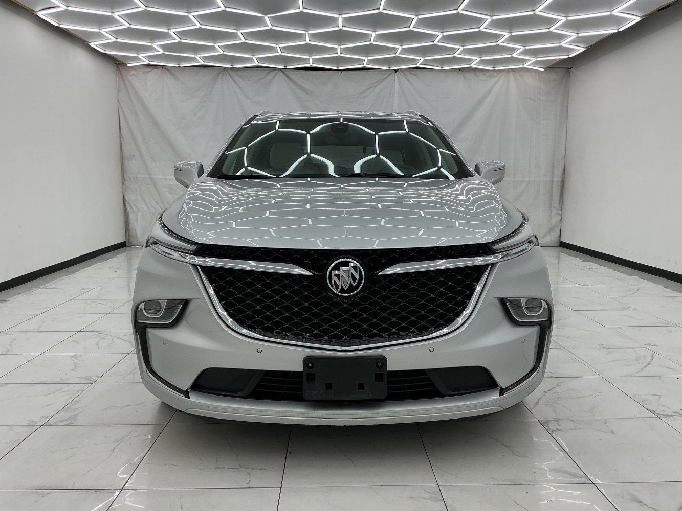 Used 2022 Buick Enclave Avenir w/ Trailering Package, 5000 lbs. AWD/4WD image 5