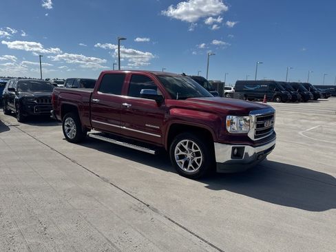 Used 2014 GMC Sierra 1500 SLT w/ SLT Crew Cab Value Package image 2