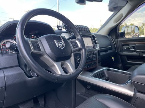 Used 2018 RAM 3500 Laramie w/ Convenience Group AWD/4WD image 15