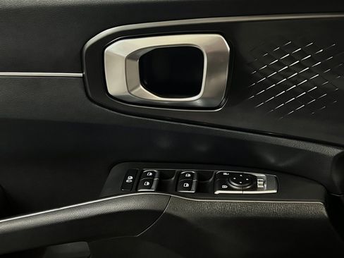 Used 2021 Kia Sorento S w/ Panoramic Sunroof Package FWD image 13