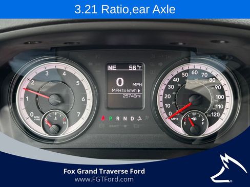 Used 2024 RAM 1500 Classic SLT AWD/4WD image 17