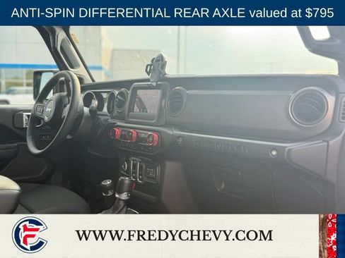 Used 2023 Jeep Wrangler Sport AWD/4WD image 10