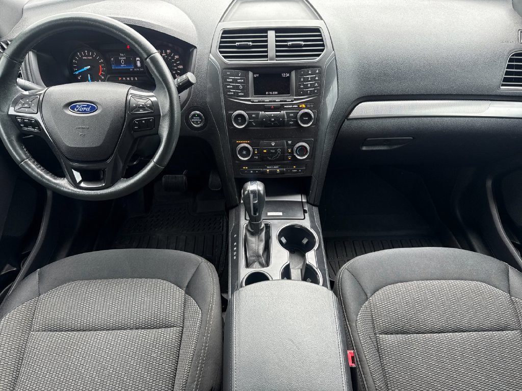 Used 2019 Ford Explorer XLT FWD image 13