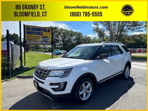 Used 2016 Ford Explorer XLT w/ Equipment Group 202A image 1