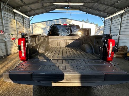 Used 2026 Ford F250 Lariat w/ Tremor Off-Road Package image 7