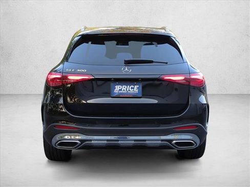 Used 2026 Mercedes-Benz GLC 300 image 7