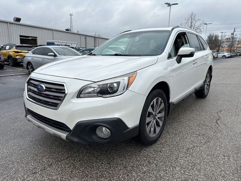 Used 2017 Subaru Outback 2.5i Touring w/ Popular Package #5A image 7