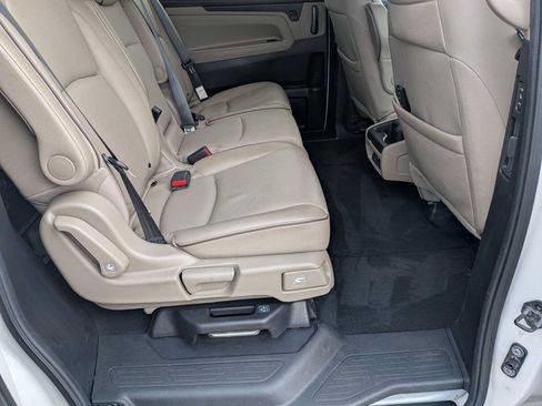Certified 2024 Honda Odyssey Elite image 18