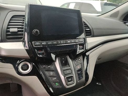 Used 2018 Honda Odyssey Elite image 24