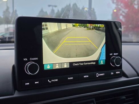 New 2025 Honda Pilot Sport image 32