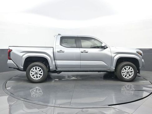 New 2026 Toyota Tacoma SR5 image 2