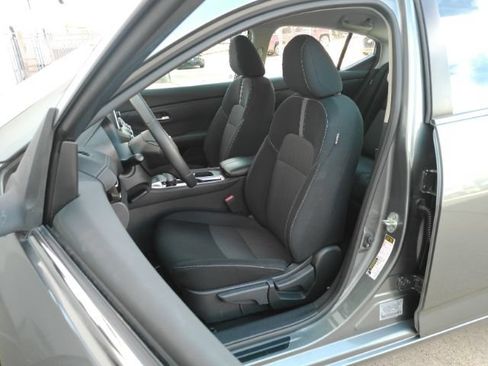Used 2021 Nissan Sentra SV w/ Trunk Package FWD image 13
