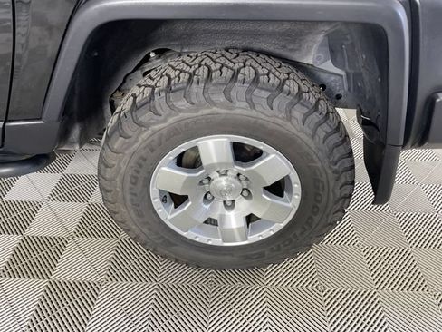 Used 2007 Toyota FJ Cruiser 4WD image 22