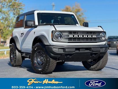 New 2025 Ford Bronco 2-Door w/ Sasquatch Package