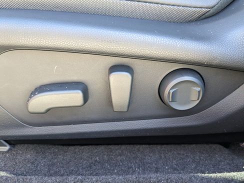 Certified 2025 Subaru Crosstrek 2.5i Limited w/ Popular Package #3A image 19