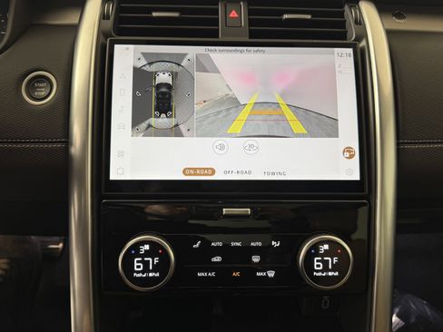 New 2026 Land Rover Discovery Limited Edition image 23