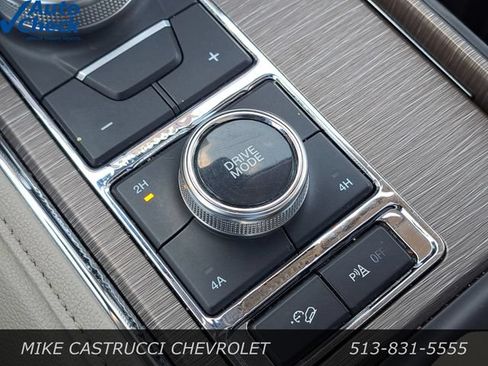 Used 2024 Ford Expedition Limited AWD/4WD image 19