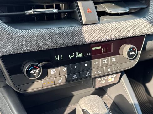 New 2026 Subaru Outback Premium image 24