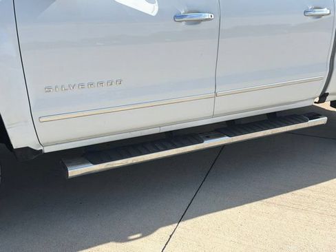 Used 2018 Chevrolet Silverado 1500 LTZ Z71 w/ LTZ Plus Package AWD/4WD image 10
