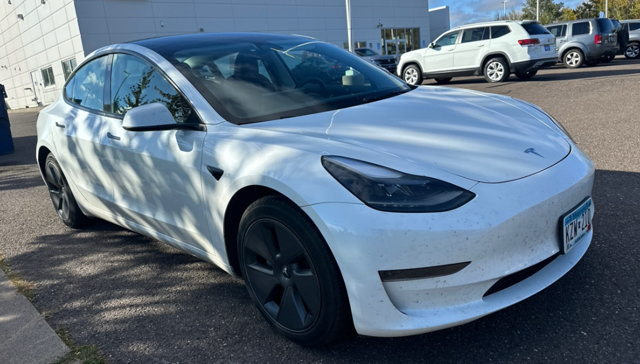 Used 2023 Tesla Model 3 Standard Range RWD image 2