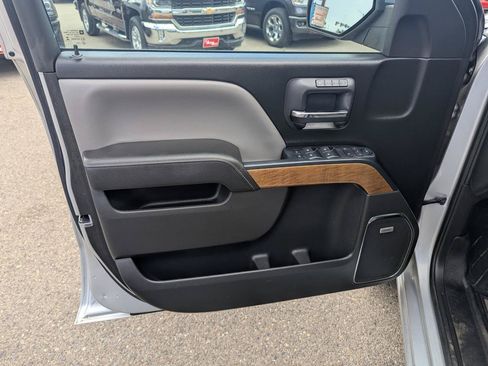 Used 2018 Chevrolet Silverado 1500 LTZ w/ Texas Edition AWD/4WD image 9