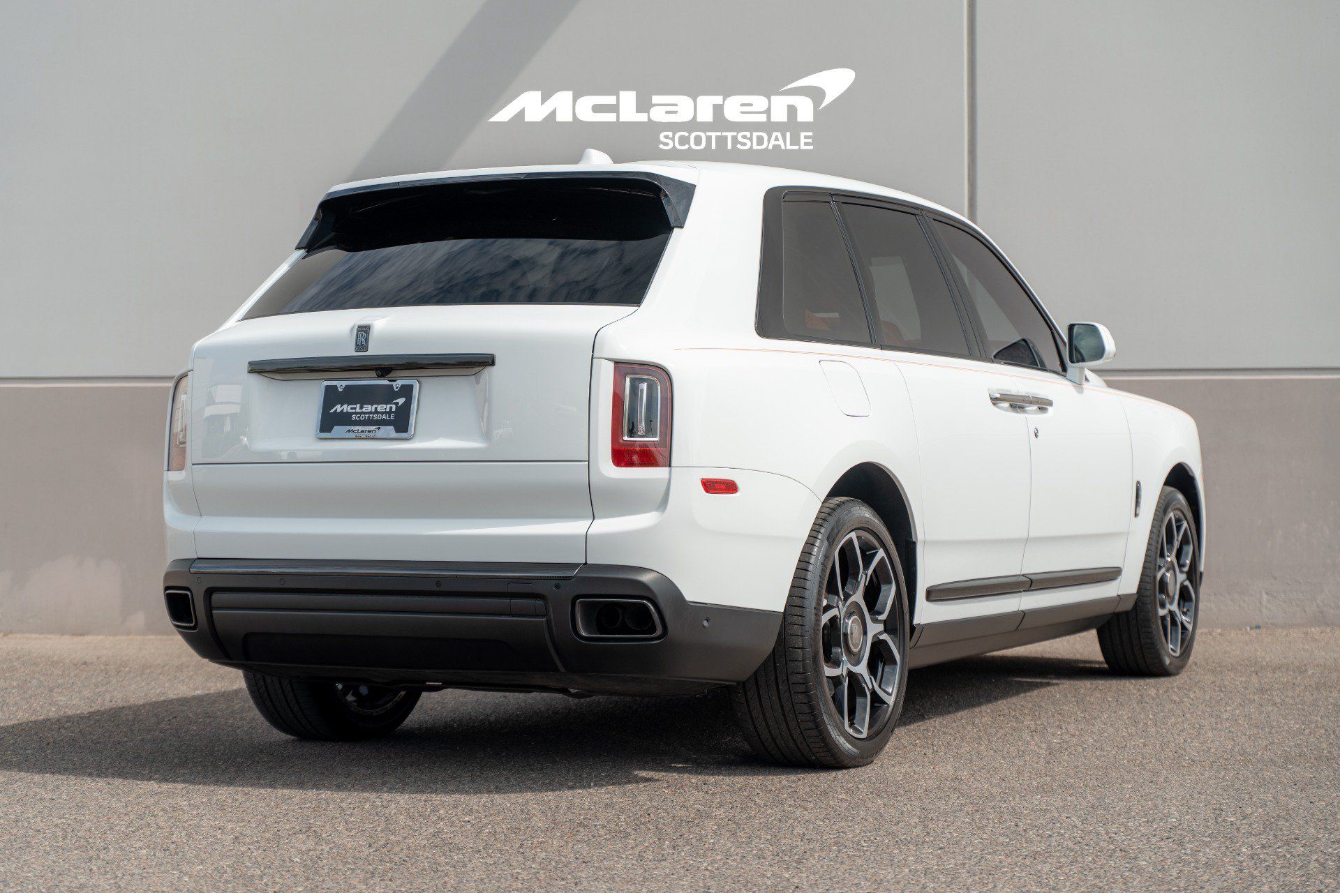 Used 2022 Rolls-Royce Cullinan Black Badge AWD/4WD image 7