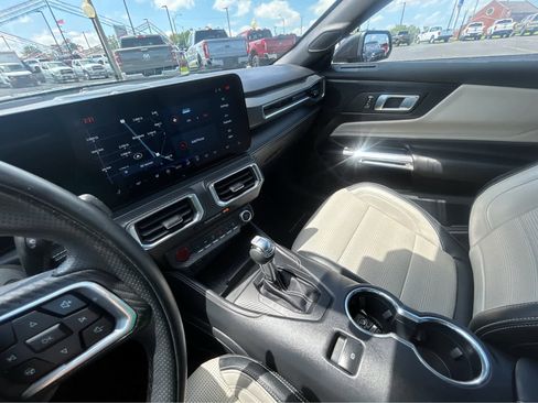 Used 2024 Ford Mustang Premium image 28