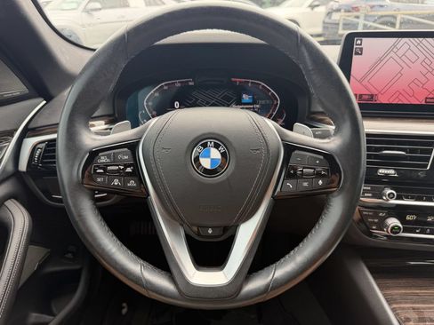 Used 2021 BMW 540i w/ Premium Package RWD image 12