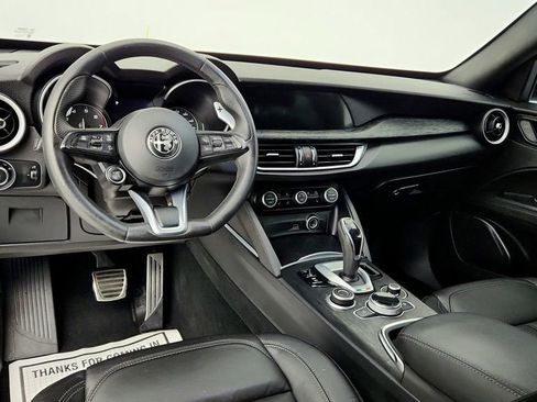Used 2022 Alfa Romeo Stelvio Sprint image 13