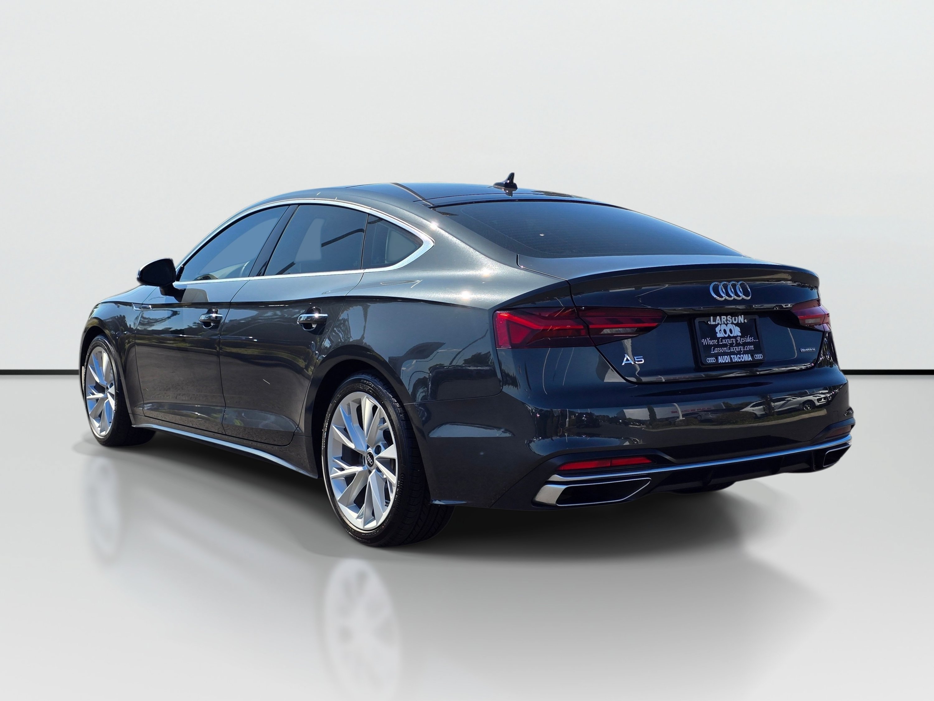 Used 2023 Audi A5 2.0T Premium Plus w/ Premium Plus AWD/4WD image 3