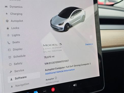 Used 2019 Tesla Model 3 Performance image 26