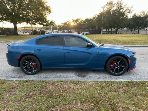 Used 2021 Dodge Charger SXT w/ Blacktop Package image 6