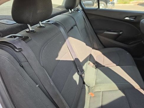 Used 2018 Chevrolet Cruze LT image 20