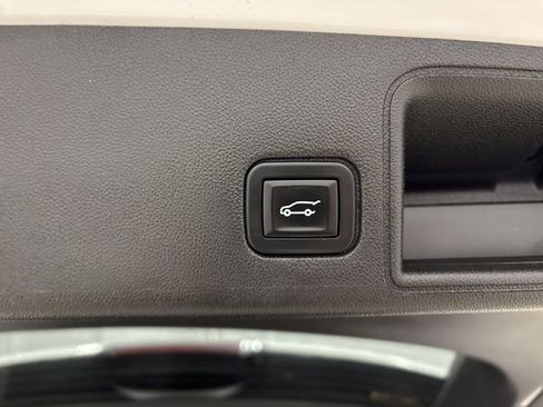 Used 2019 GMC Terrain Denali image 35